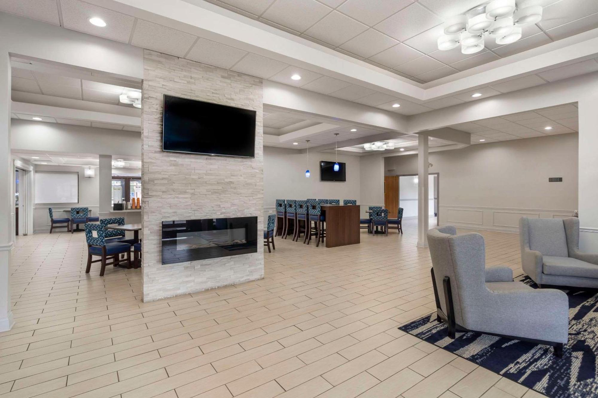 Comfort Inn & Suites Mundelein-Vernon Hills Екстер'єр фото