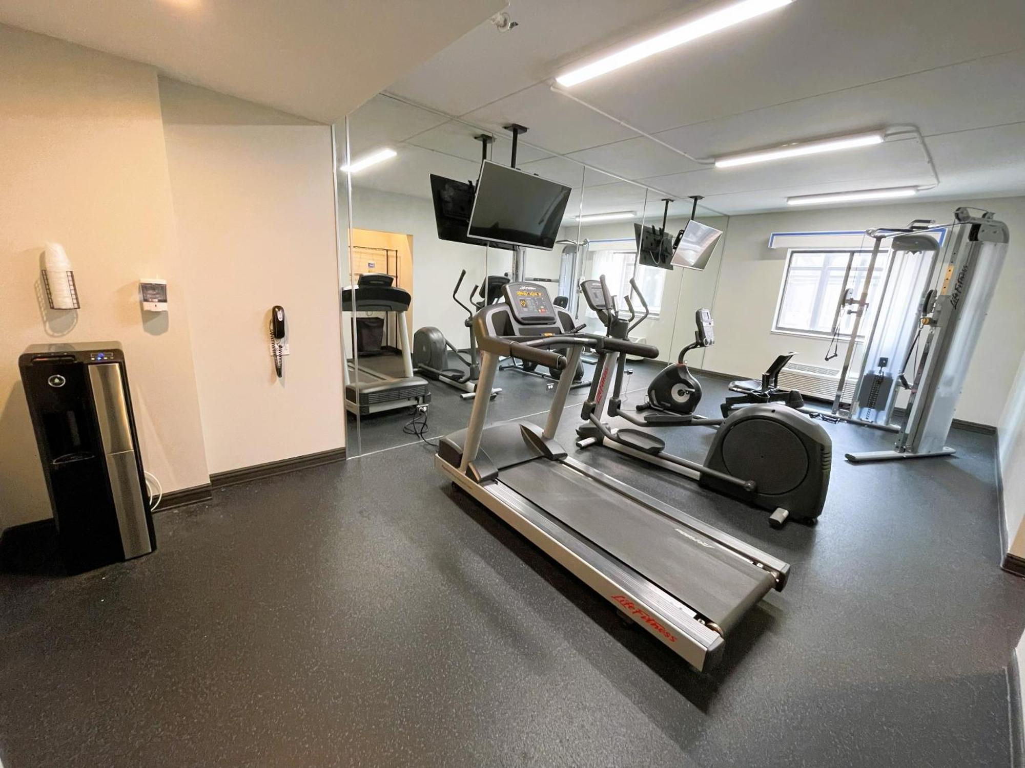 Comfort Inn & Suites Mundelein-Vernon Hills Екстер'єр фото