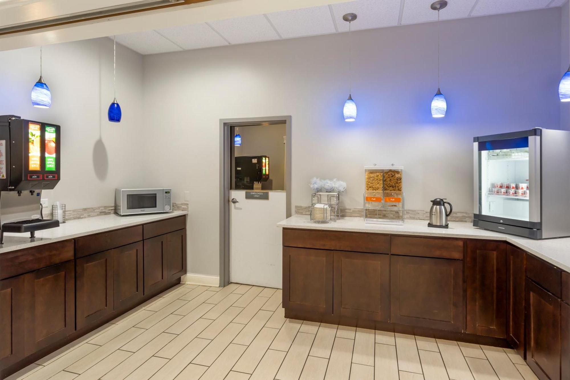 Comfort Inn & Suites Mundelein-Vernon Hills Екстер'єр фото